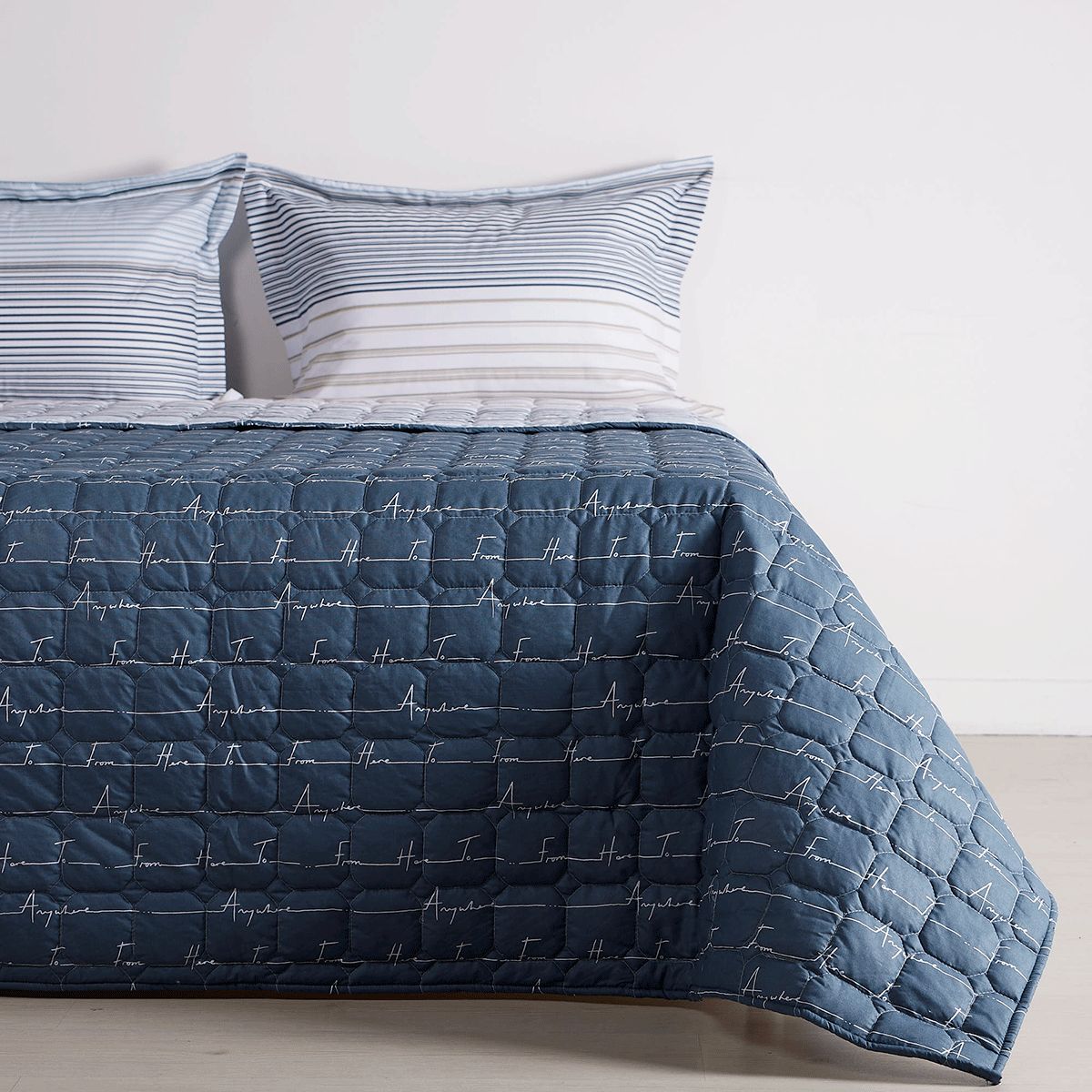 DISTRIHOGAR - Cubrelecho Doblefaz 150 Hilos Polialgodón Silent Semidoble