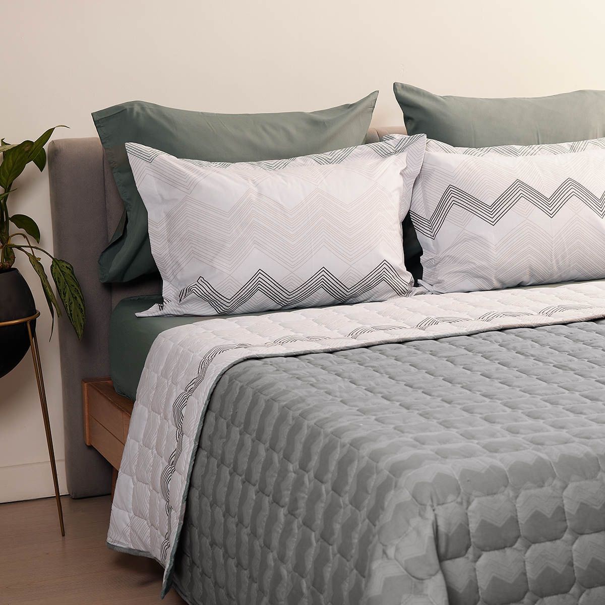 DISTRIHOGAR - Cubrelecho Doblefaz 150 Hilos Polialgodón Volcano Doble