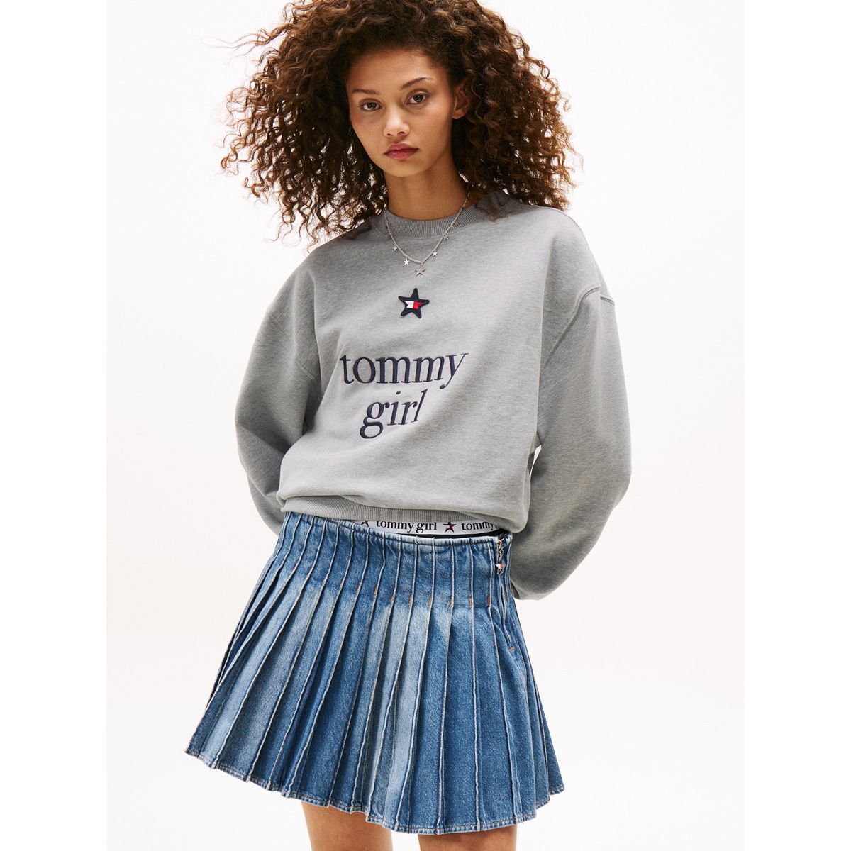 TOMMY HILFIGER - Saco gris amplio con logo de Tommy Girl Tommy Jeans