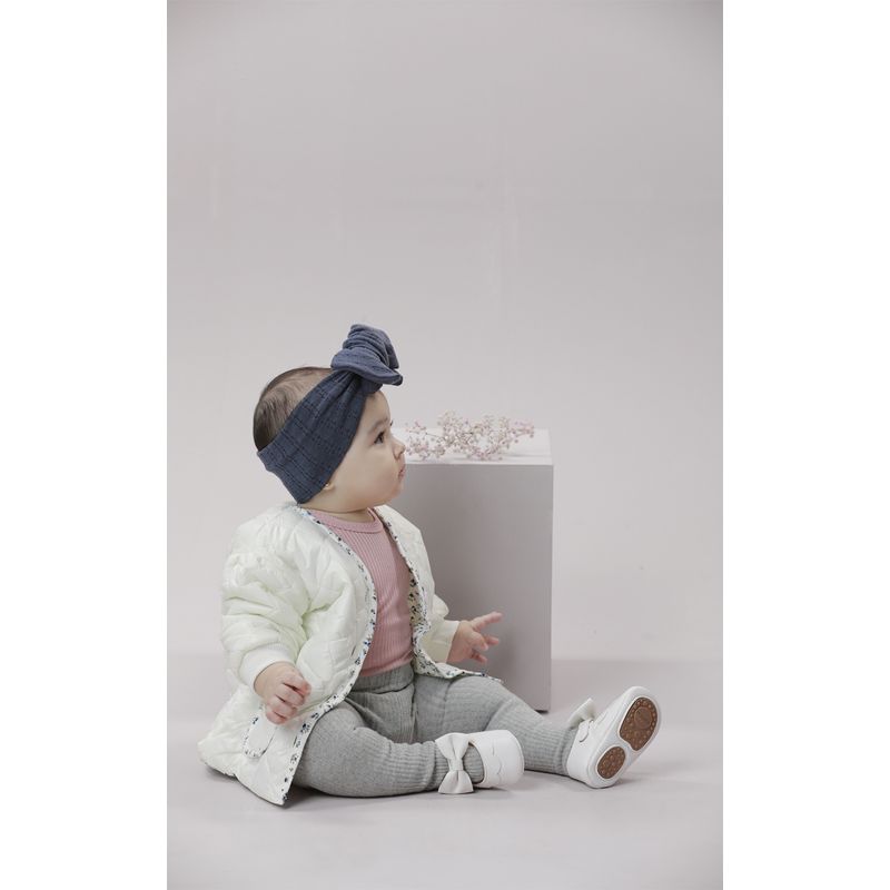 GENERICO - Chaqueta Acolchada con Detalles Florales Baby Samuu