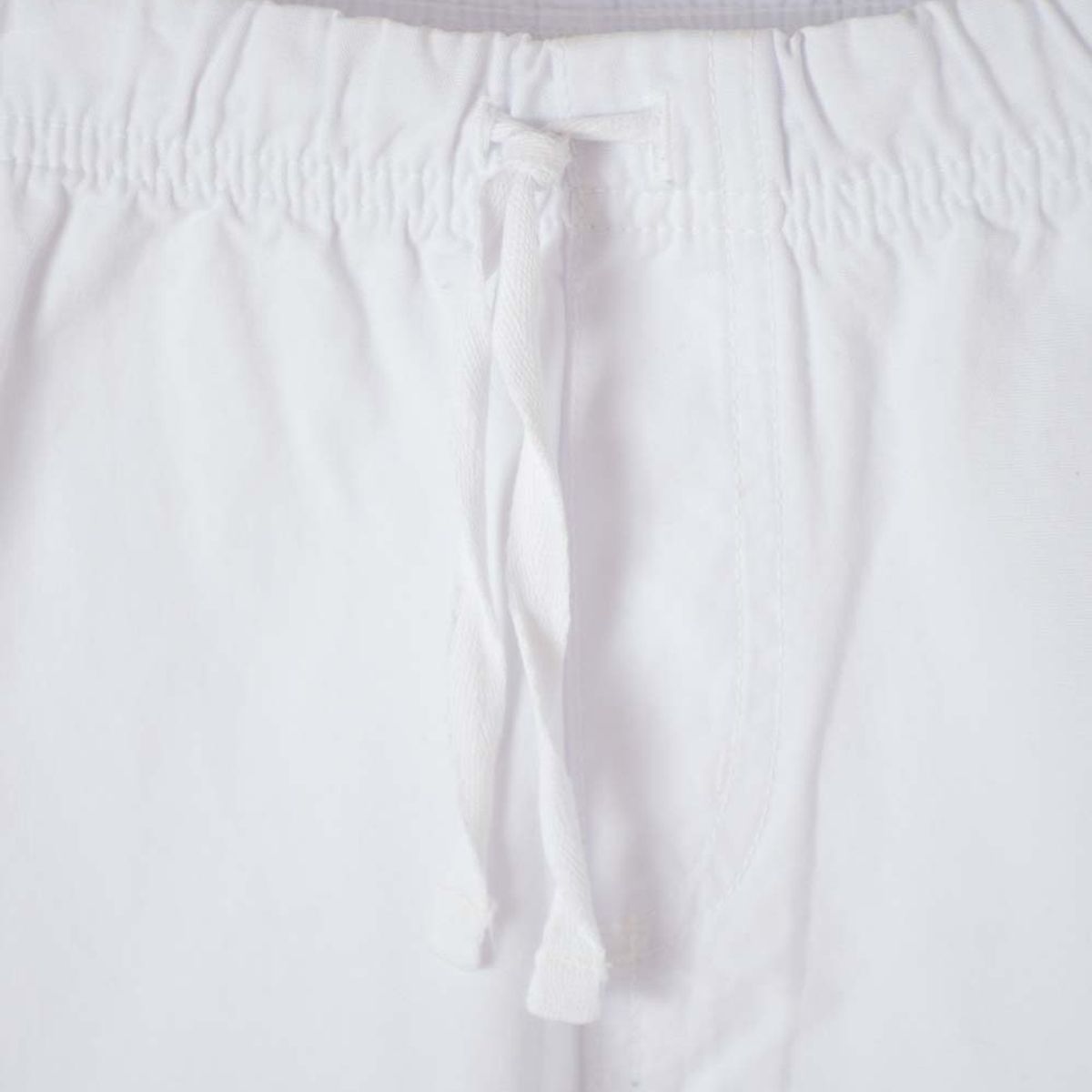 MIC - Bermuda de Mic con cordón blanca para niño