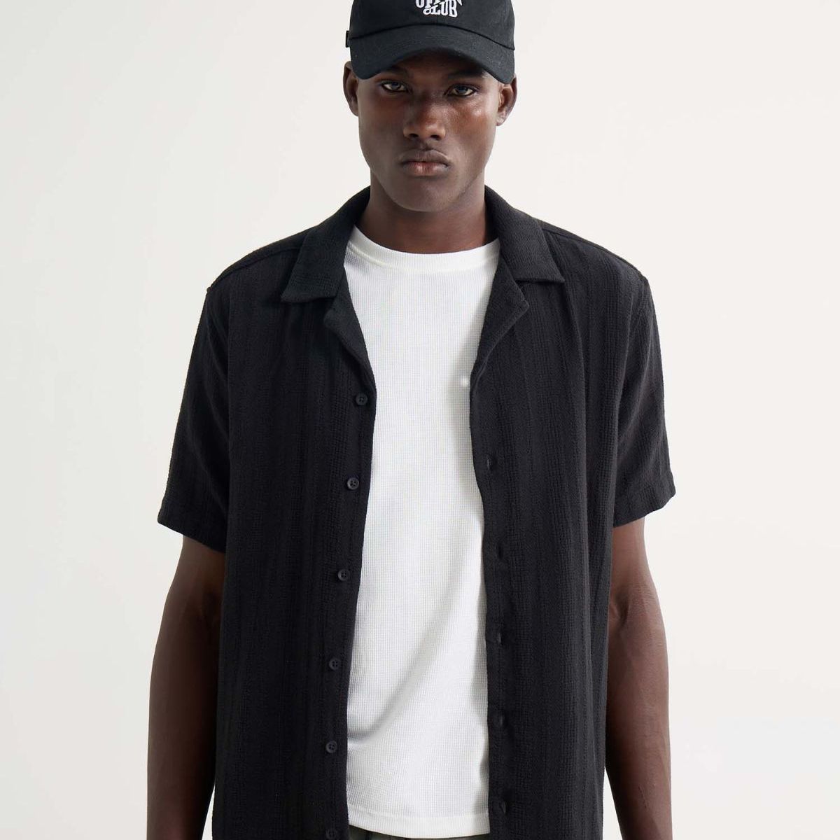 SEVEN SEVEN - Camisa De Hombre  Color Negro Marca Seven Seven #45012145