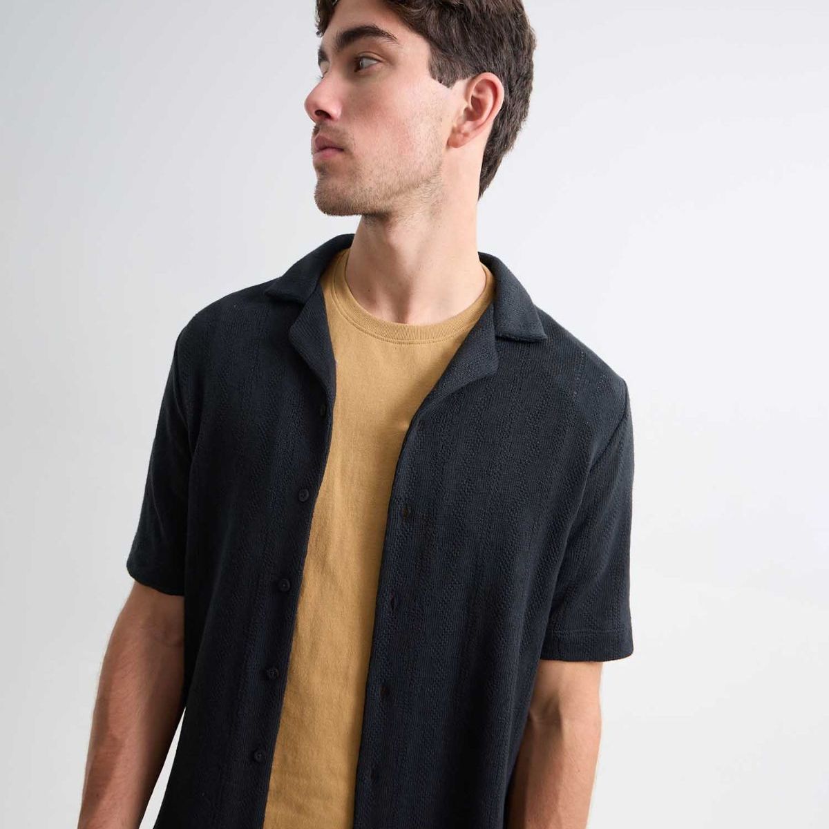 SEVEN SEVEN - Camisa De Hombre  Color Negro Marca Seven Seven #45012121