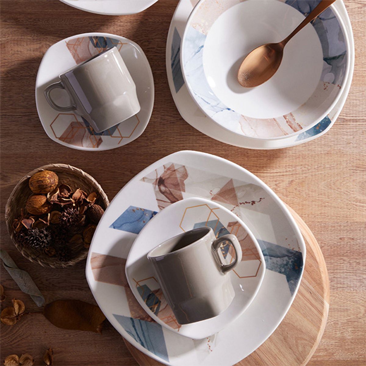 CORONA - Vajilla Corona Lois 4 Puestos 16 Piezas