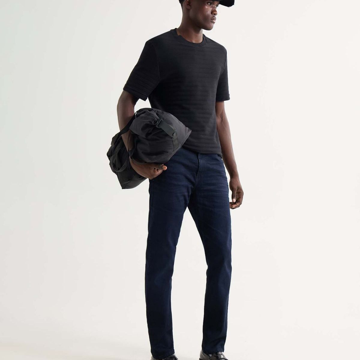 SEVEN SEVEN - Camiseta De Hombre  Color Negro Marca Seven Seven #45092677