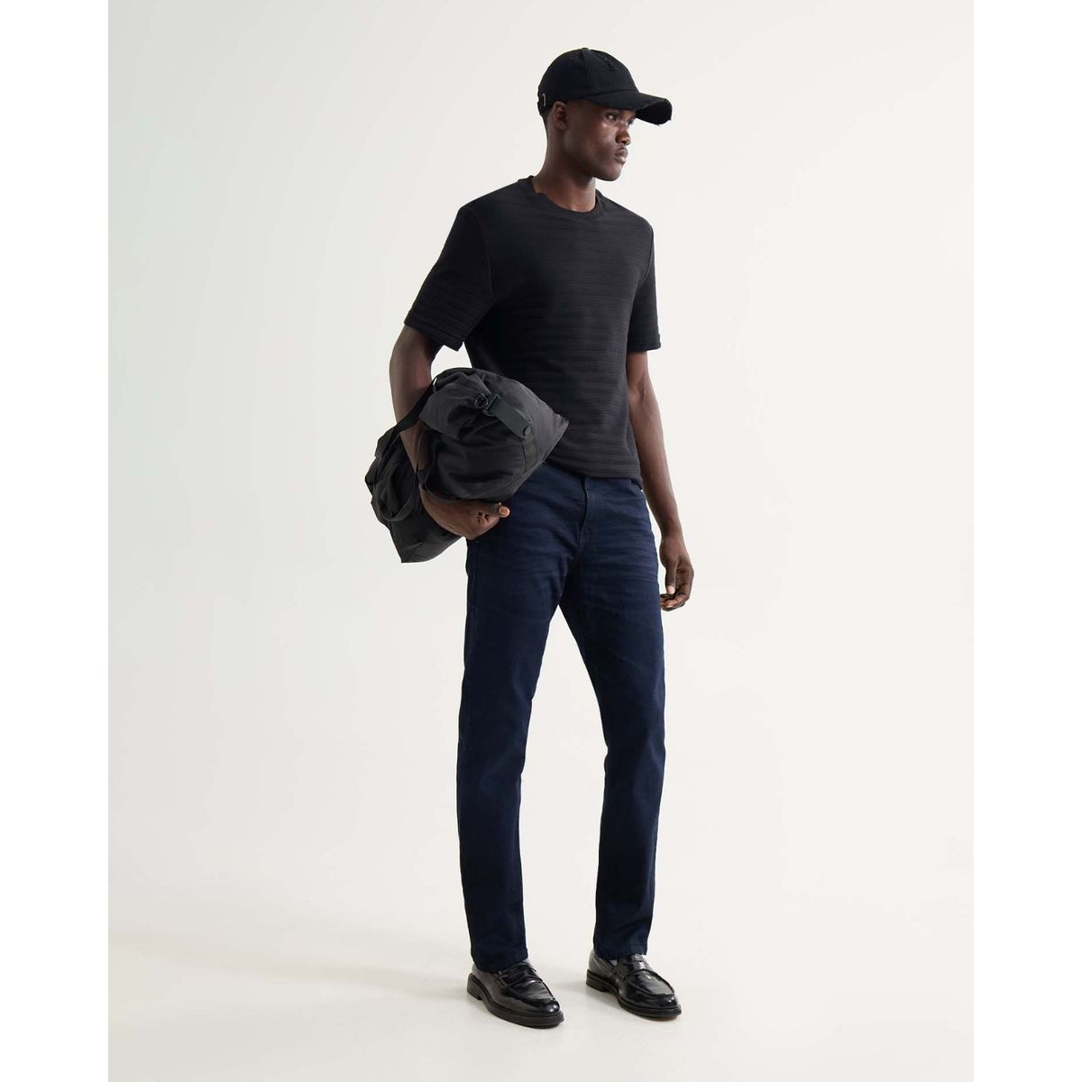 SEVEN SEVEN - Camiseta De Hombre  Color Negro Marca Seven Seven #45092677