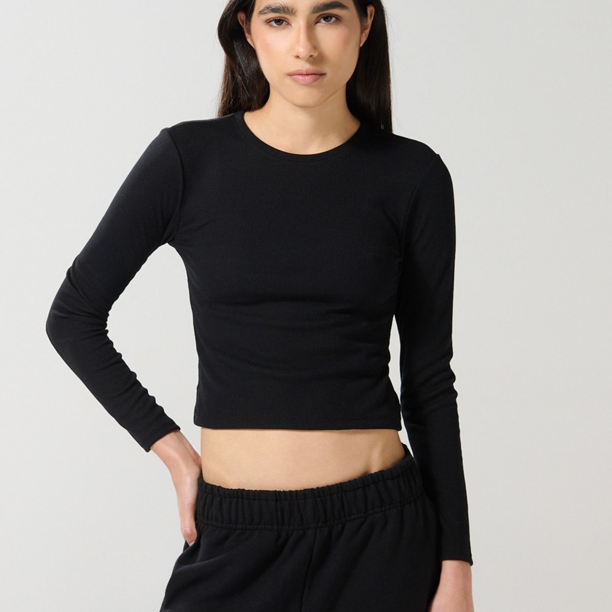 KOAJ - KOAJ Camiseta cuello redondo manga larga, silueta ajustada. Mujer