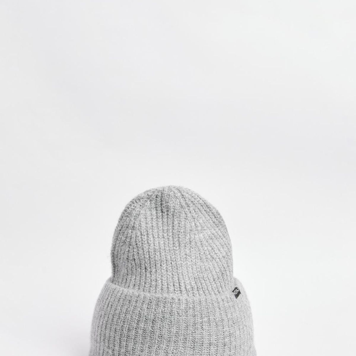 KOAJ - KOAJ Gorro para hombre en tono unicolor, elaborado en suave  Hombre