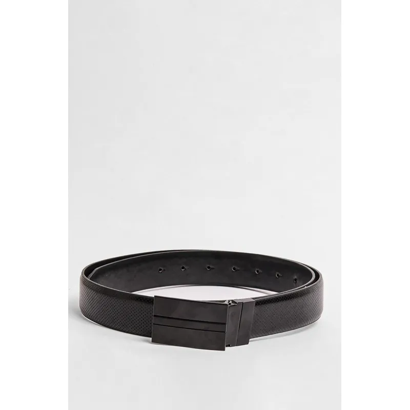 KOAJ - KOAJ Cinturón negro doble faz con hebilla de chapa negra. Hombre