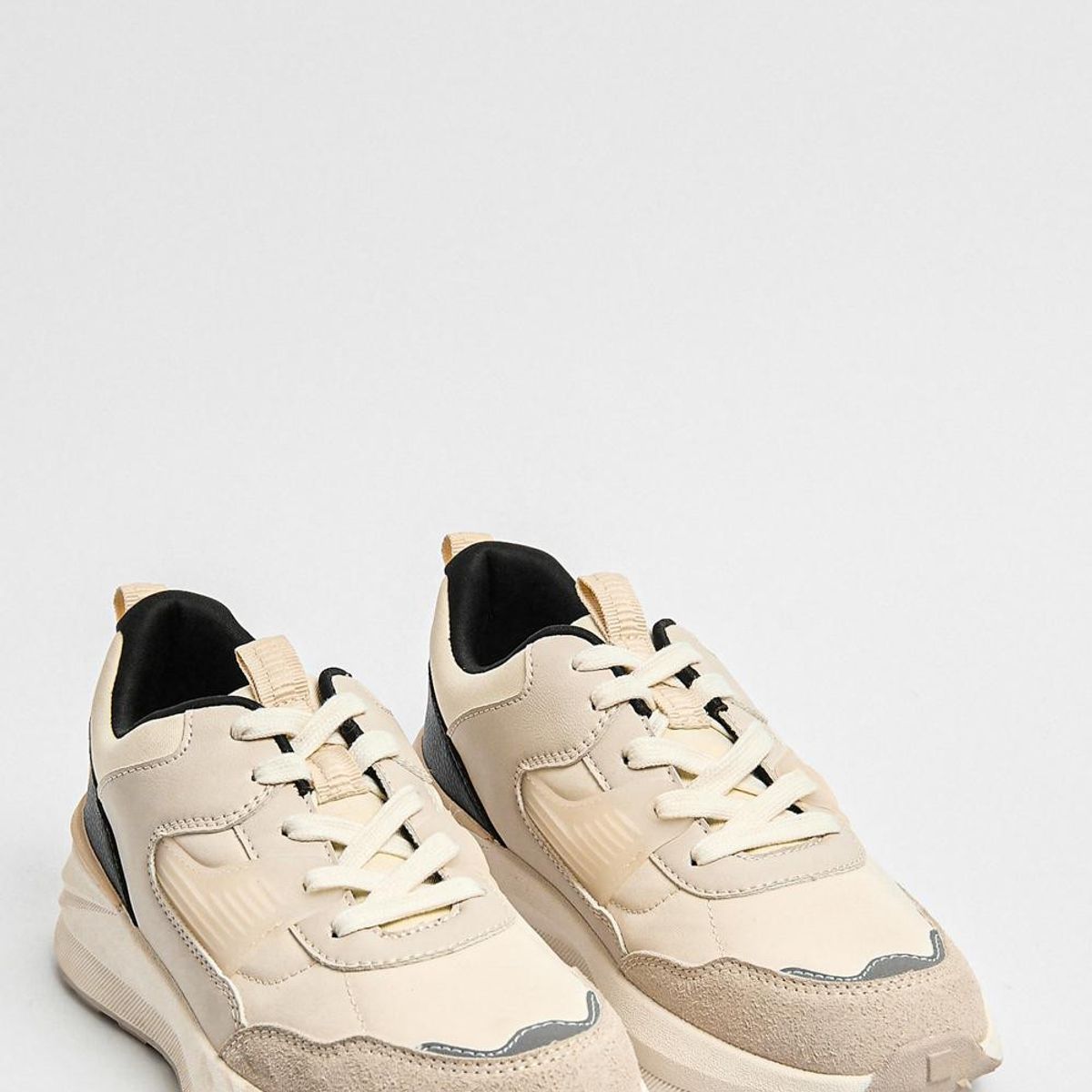 KOAJ - KOAJ Tenis unicolores de plataforma con cordones y cortes Mujer