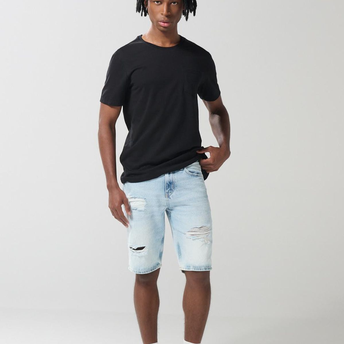 KOAJ - KOAJ Bermuda slim azul en jean tiro bajo con rotos en frente Hombre