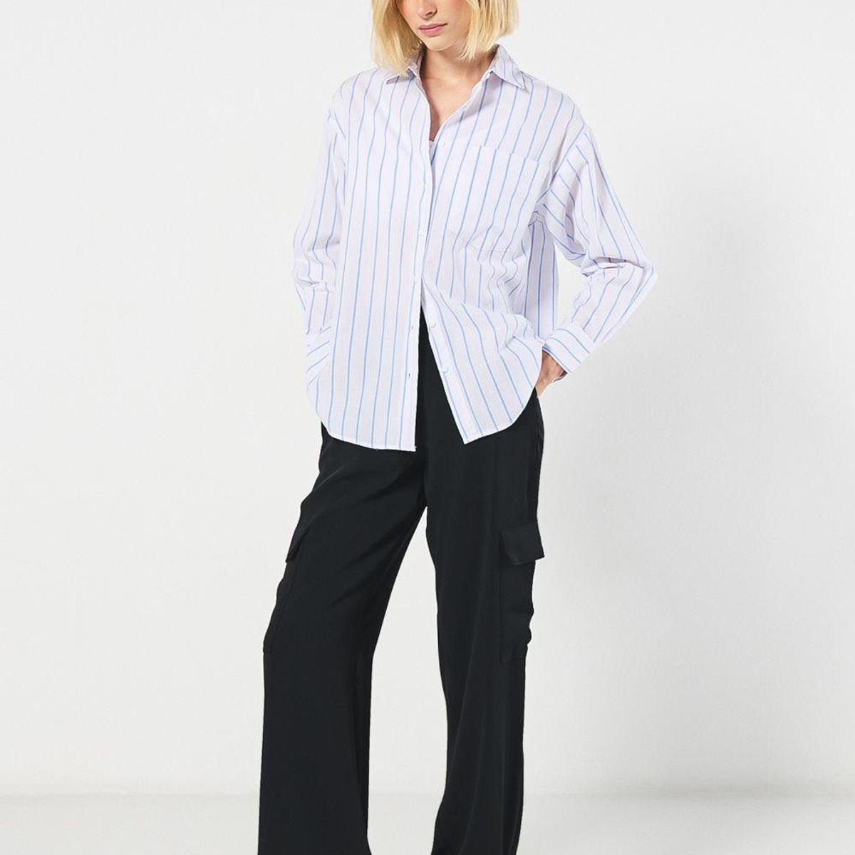 KOAJ - KOAJ Blusa unicolor manga larga a rayas con bolsillo Mujer