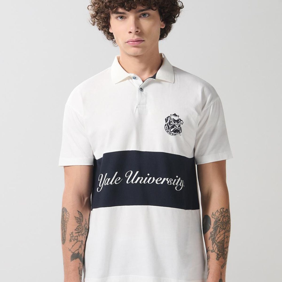 KOAJ - KOAJ Camiseta polo unicolor con diseño de Yale y manga cort Hombre