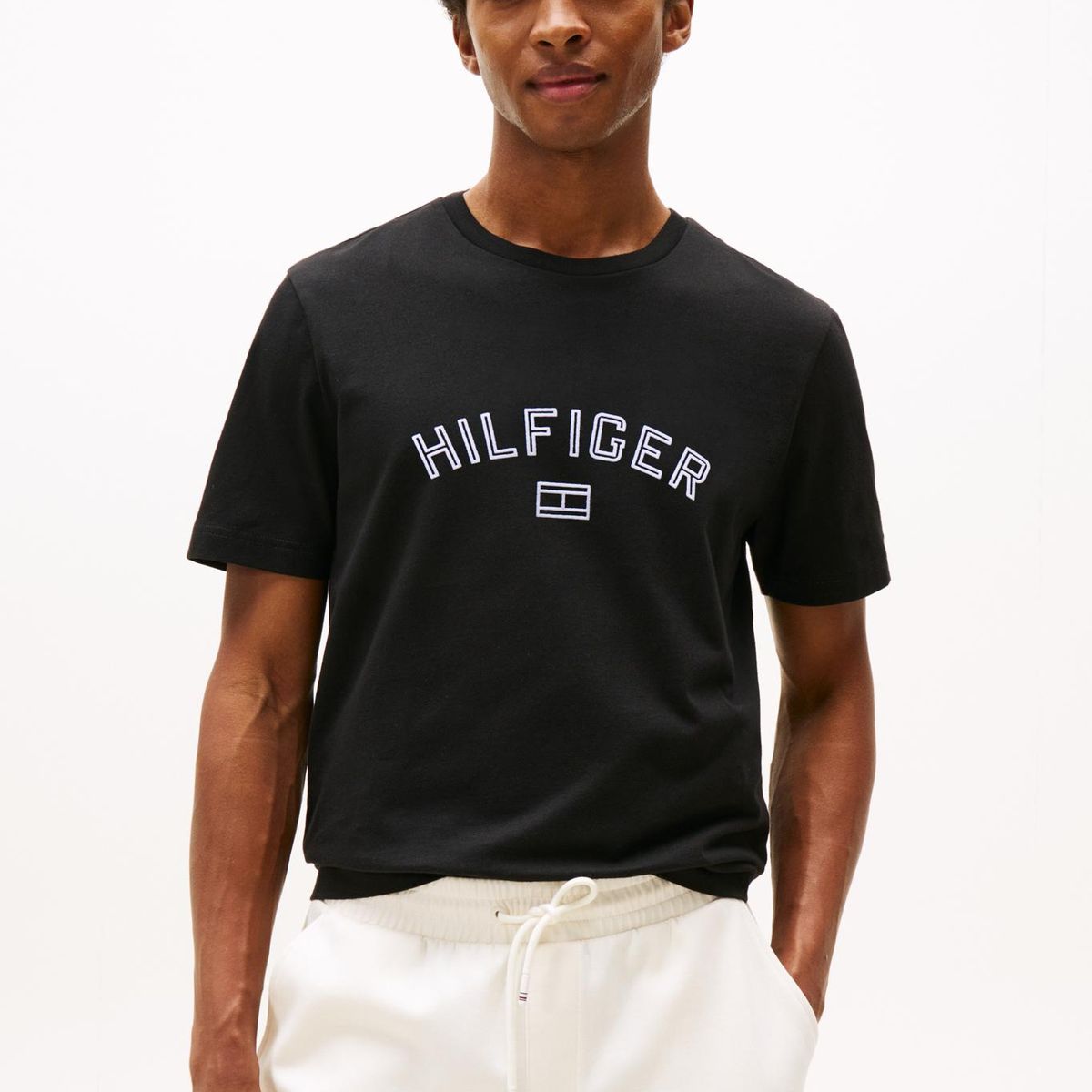 TOMMY HILFIGER - Camiseta negra Flock con logo estampado Tommy Hilfiger