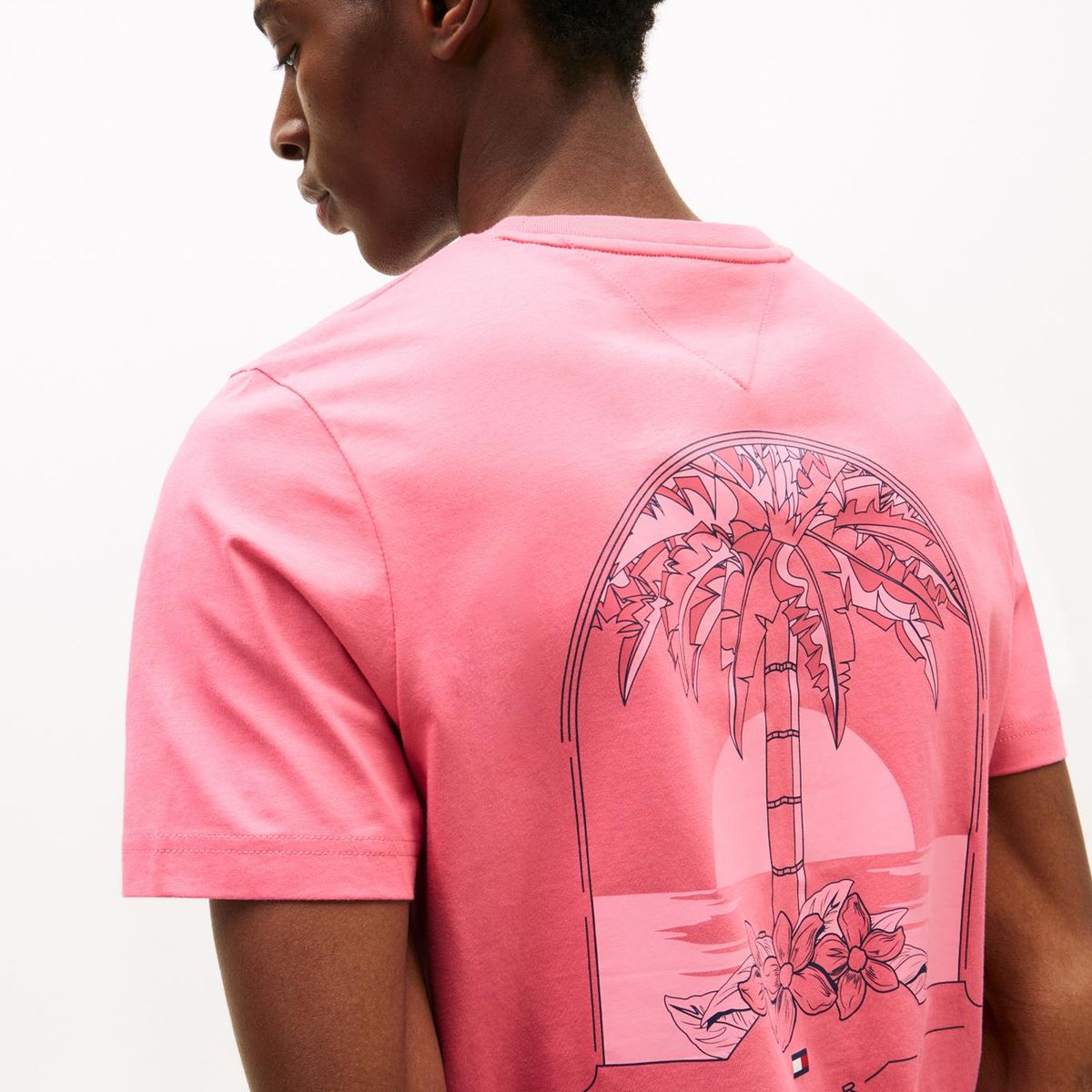 TOMMY HILFIGER - Camiseta rosa con motivo de palmera en la espalda Tommy Hilfiger