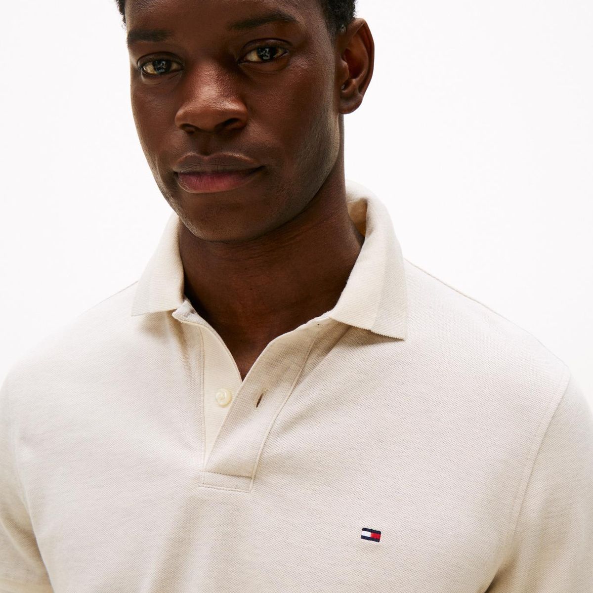 TOMMY HILFIGER - Polo gris de corte regular con ribeteado Tommy Hilfiger