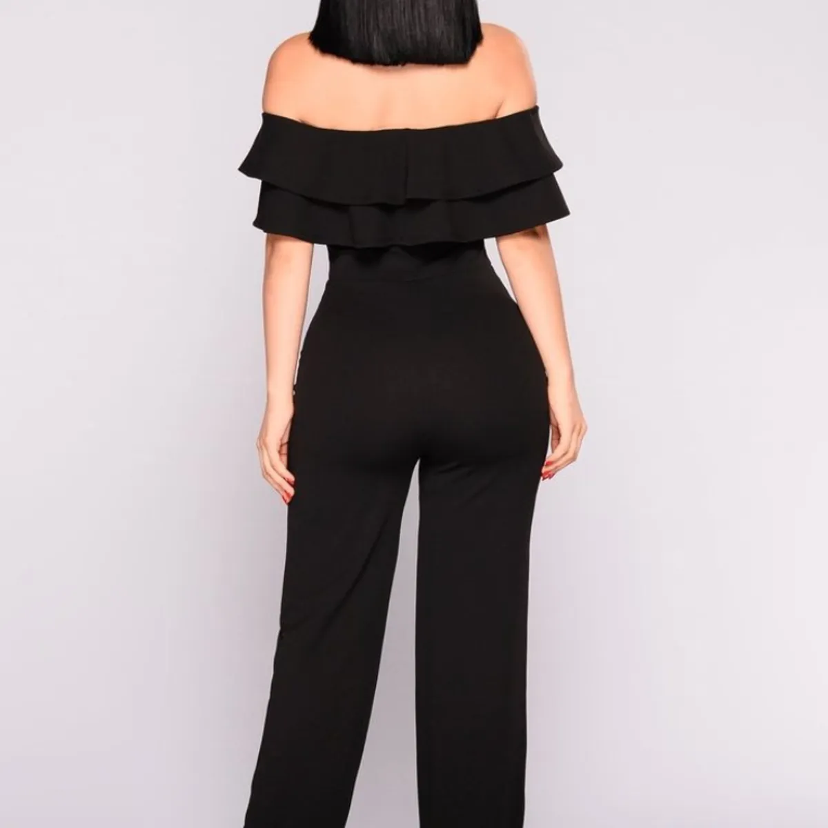 NEGRELI - Enterizo Negro Elegante con Volantes