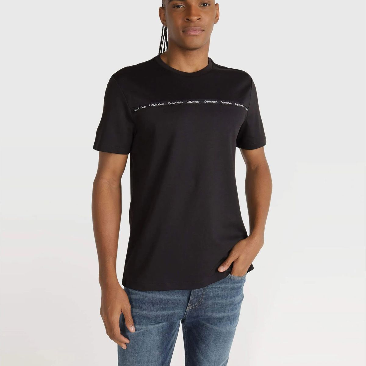 CALVIN KLEIN - Camiseta negra manga corta con logo tape Calvin Klein