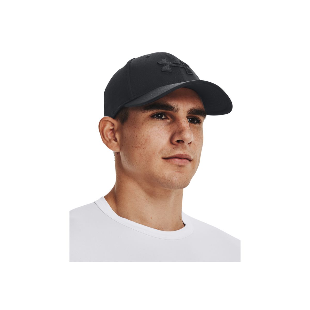 UNDER ARMOUR - Gorro Hombre Under Armour MENS UA BLITZING Negro UNDER ARMOUR