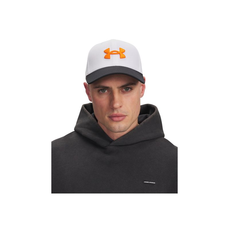 UNDER ARMOUR - Gorro Hombre Under Armour M BLITZING LOW Blanco UNDER ARMOUR