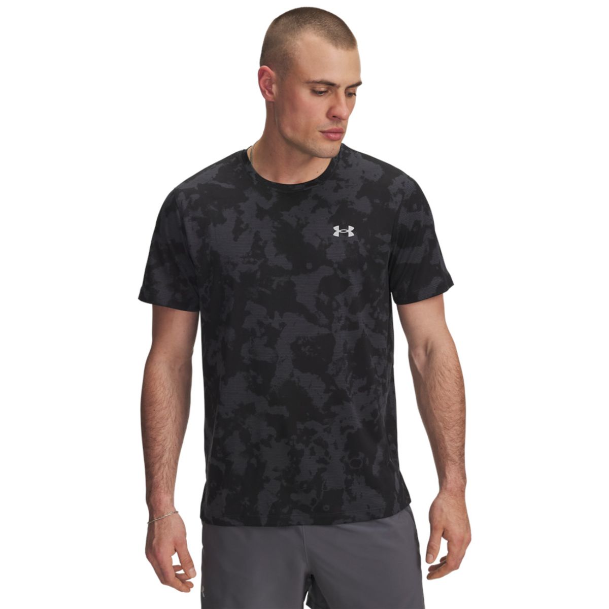 UNDER ARMOUR - Camiseta Hombre Under Armour UA LAUNCH PRINTED SS Gris UNDER ARMOUR
