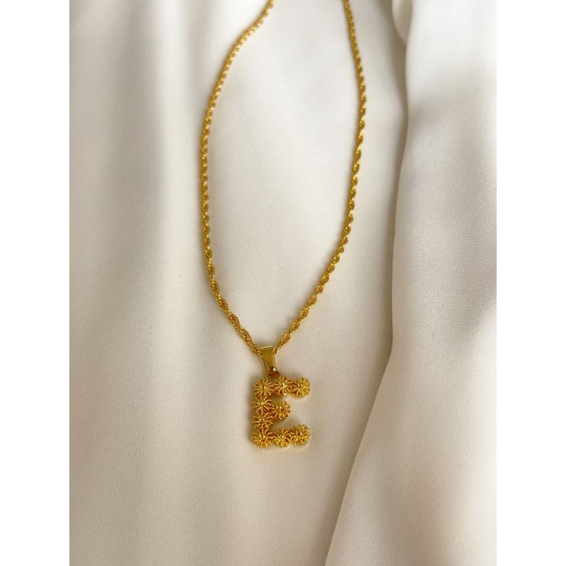 GENERICO - Cadena Letra V en bronce con baño en oro de 24kt - LETRA V