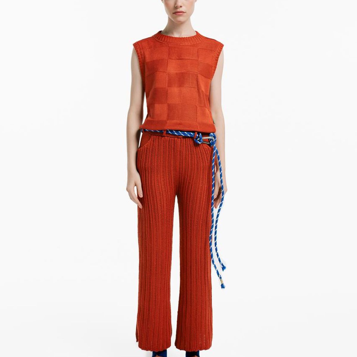 MAGLIONE - Chaleco Clasico redondo con sisa