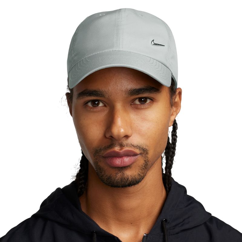NIKE - Gorra Nike Dri Fit Club Metal Swoosh Hombre-Gris