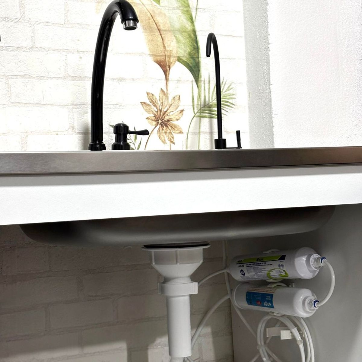 GENERICO - Purificador de Agua con Grifox Black Aqualine x 12 Meses Aguadox