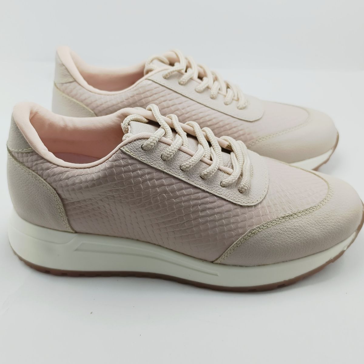 ADRIANA APARICIO - TENIS CASUAL ADRIANA APARICIO CUERO NUDE 8625