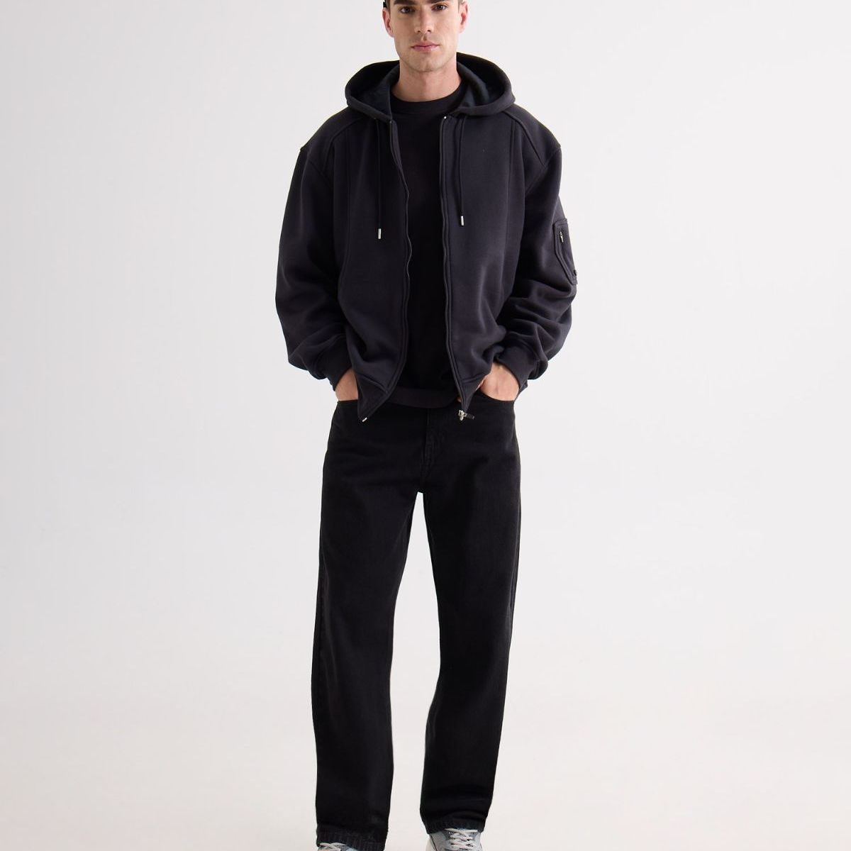 SEVEN SEVEN - Jean Recto Tiro Medio  Para Hombre Negro Seven Seven