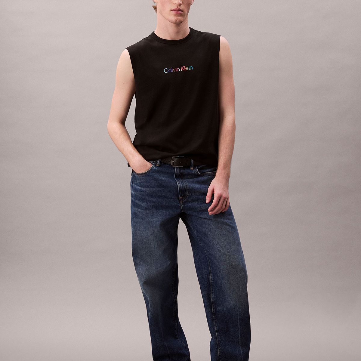 CALVIN KLEIN - Camiseta negra de tirantes de estar por casa - Pride Calvin Klein