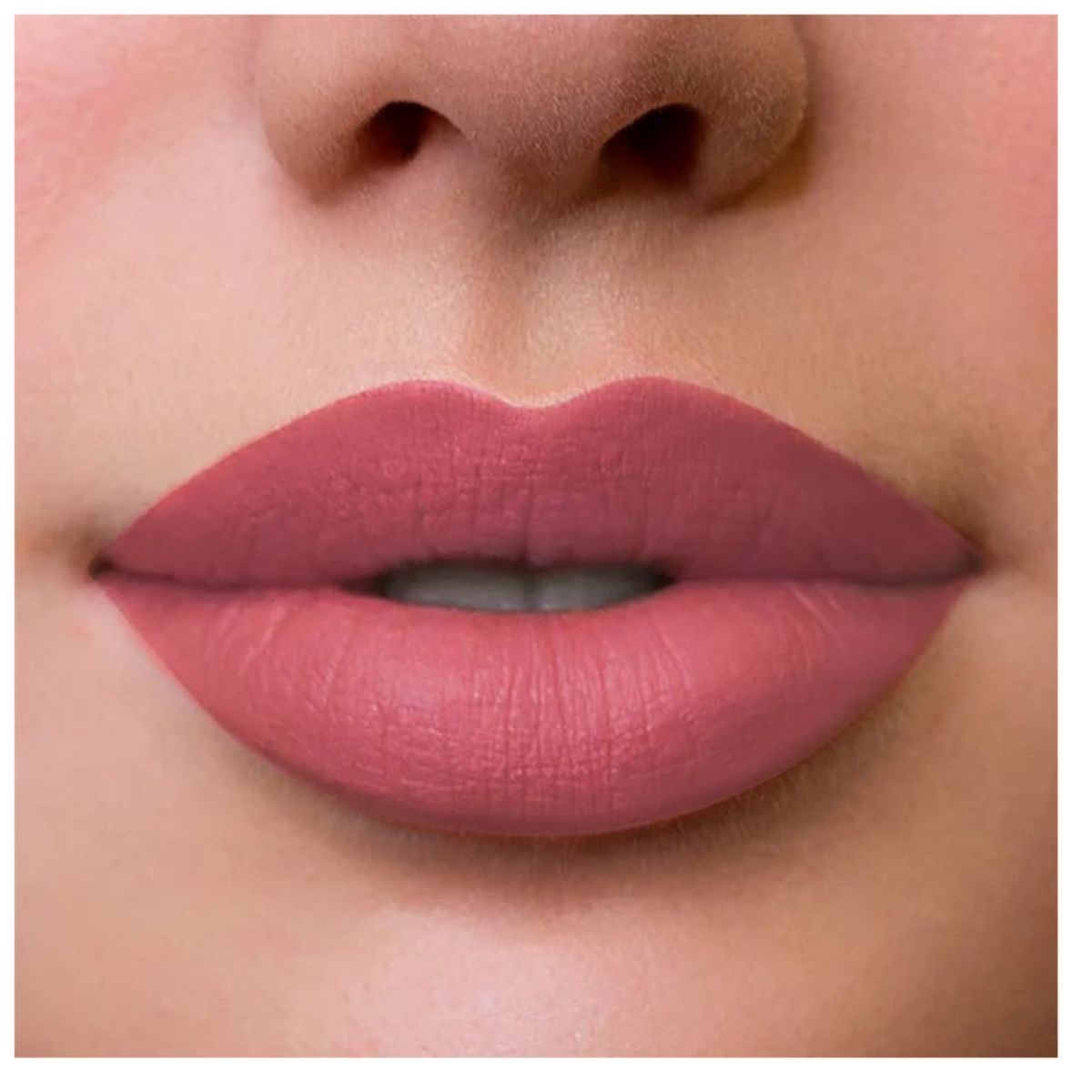 VOGUE - Labial Líquido Vogue A Prueba De Besos Tono Fabulosa 3ml