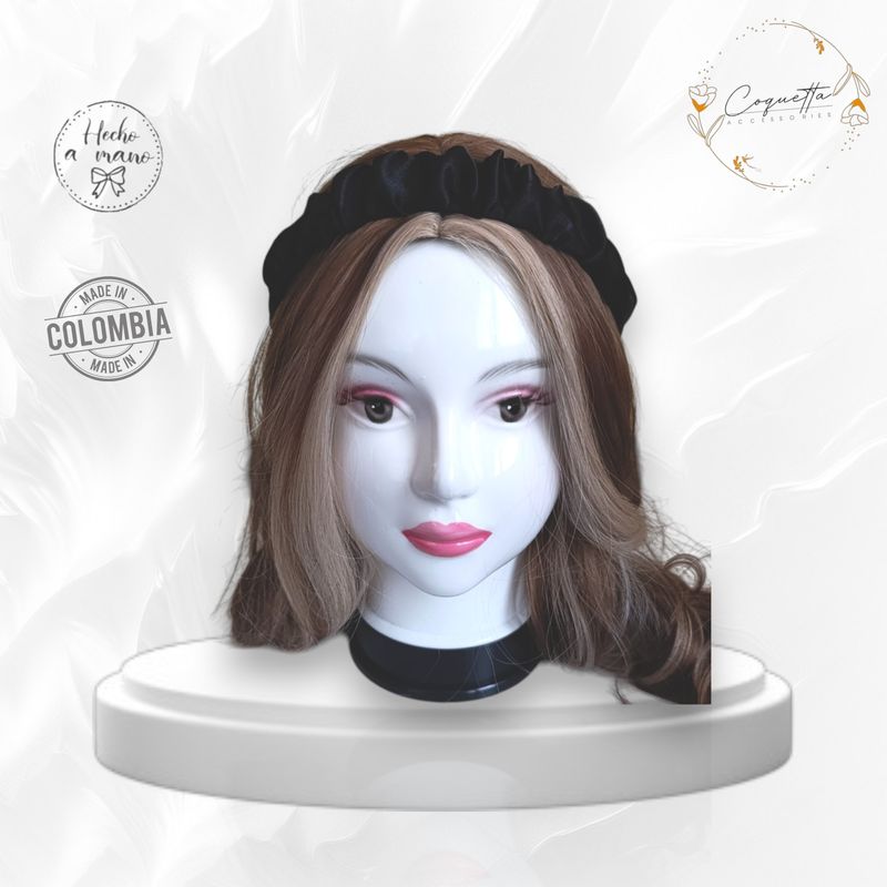GENERICO - Balaca fruncida en satín premium licrado color Negro