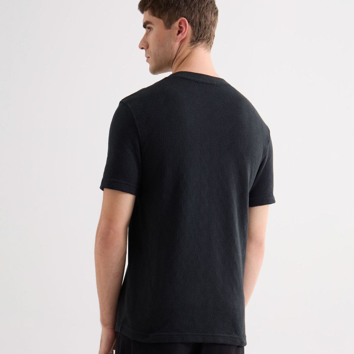 SEVEN SEVEN - Camiseta De Hombre  Color Negro Marca Seven Seven #45092784