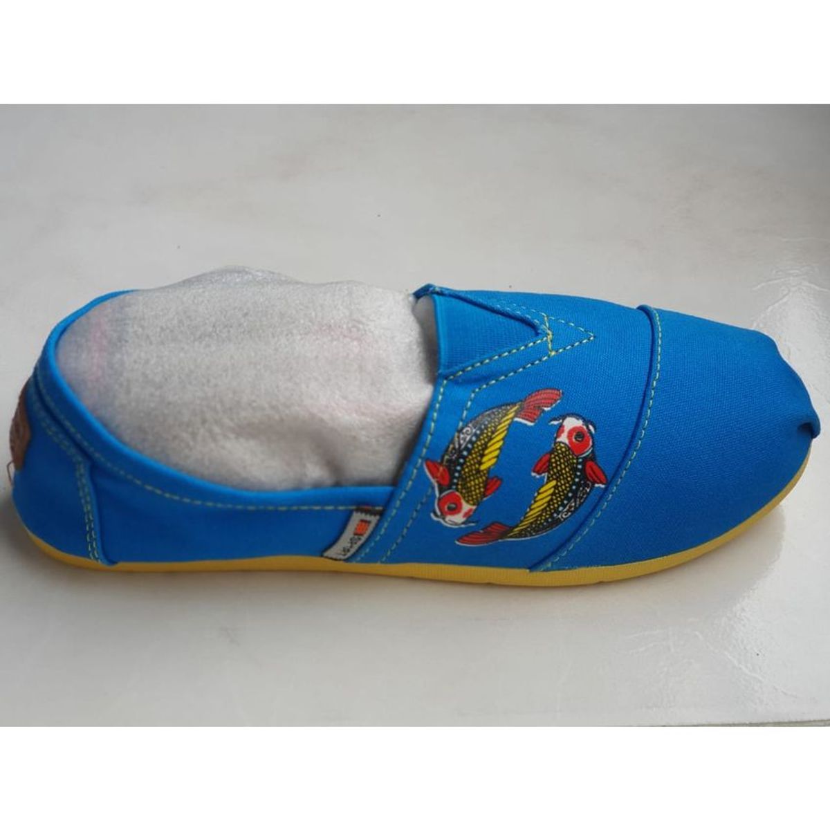 100 - Alpargatas sport azul mar con peces