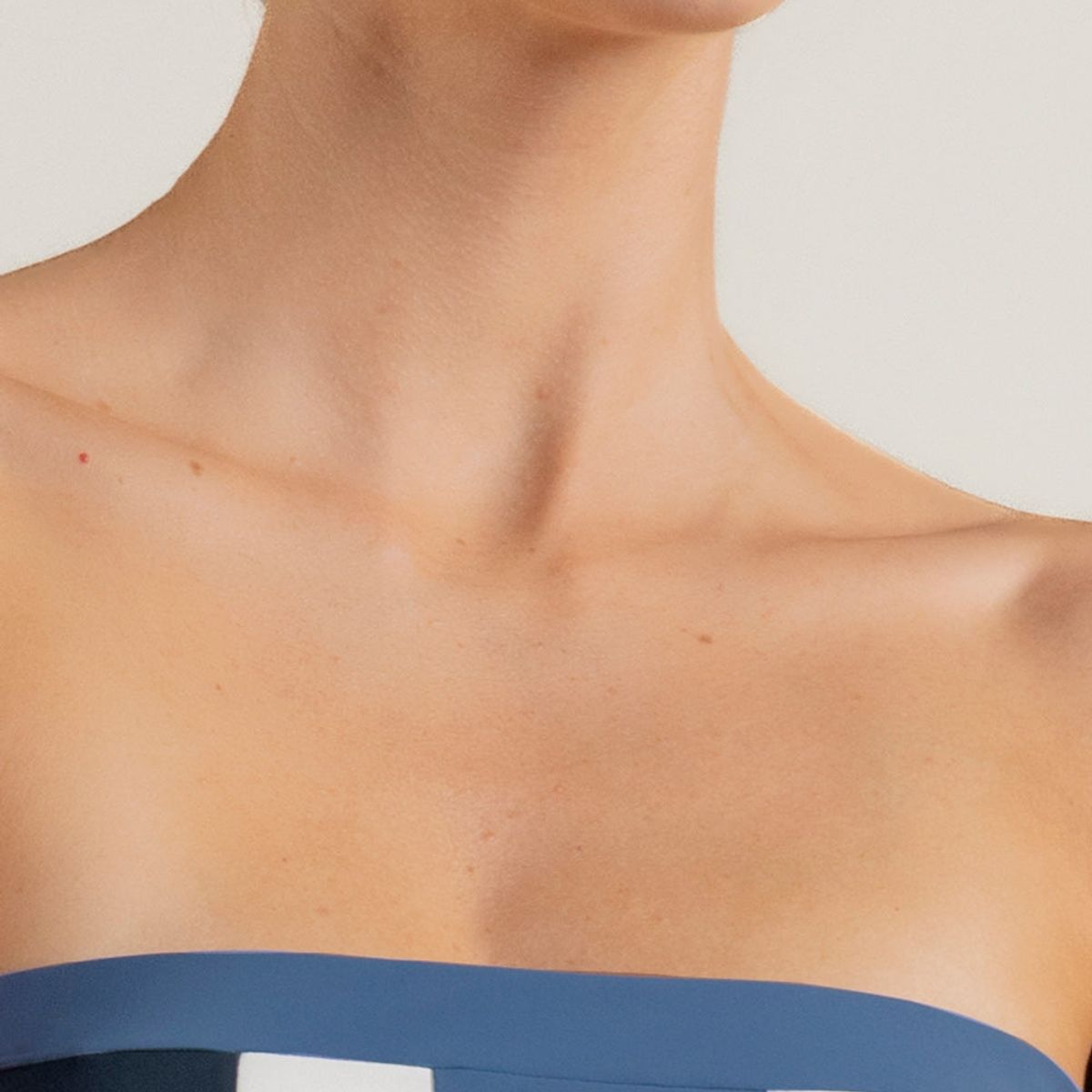 TOUCHE BALNEAIRE - Top Bandeau de Playa Dama Marca Touche Balneaire Ref 0B19053