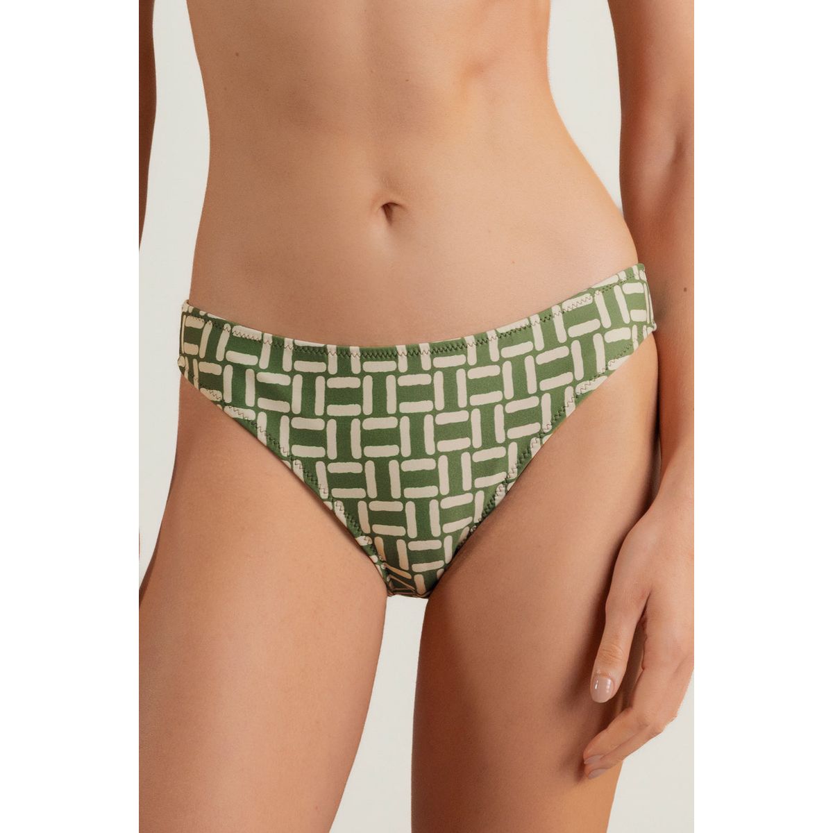 TOUCHE BALNEAIRE - Panty Clasico de Playa Dama Marca Touche Balneaire Ref 0P25053