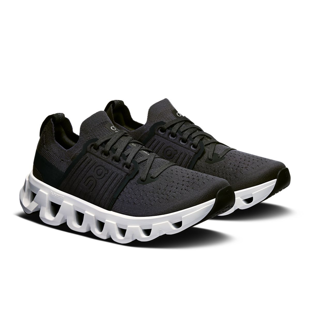 ON RUNNING - Tenis on para mujer cloudswift 4 ON RUNNING Negro 3WF10110299BLK