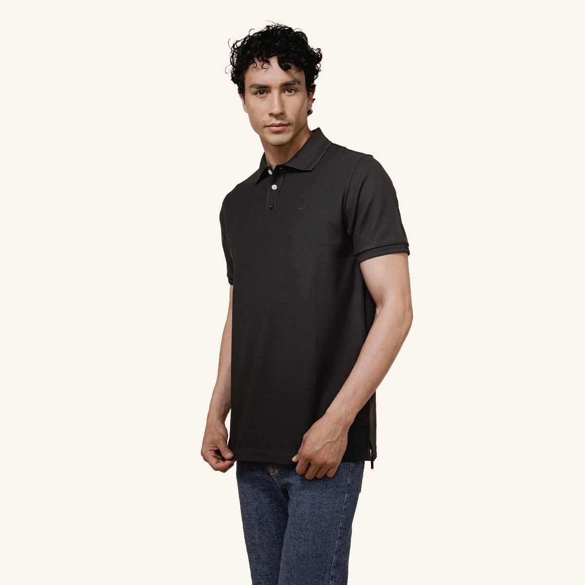 MARIO HERNANDEZ - Camiseta Polo Emblema Noche Tierra Arriba