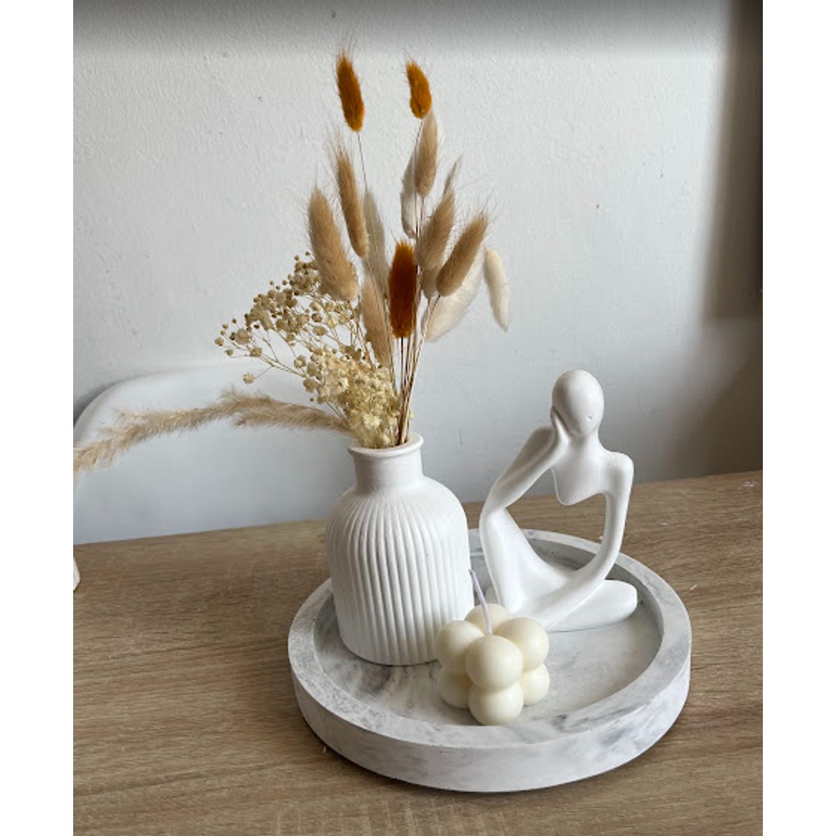 DECORACIONES ALE Y GABY - CENTRO DE MESA JARRÓN BASE, VELA,ADORNOS Y  FLORES KALIO