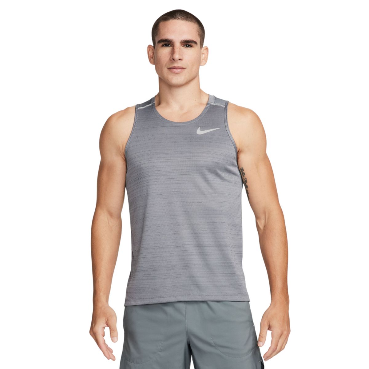 NIKE - Camiseta Sin Mangas Nike Df Miler Ta Hombre-Gris
