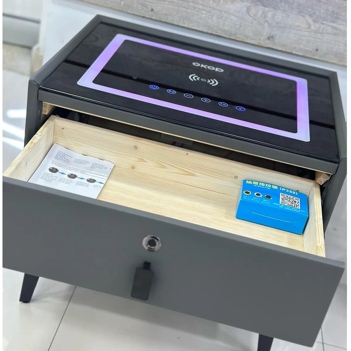 NOVEDADES - Mesa De Noche Inteligente Rgb Parlantes Cargador Inalambrico