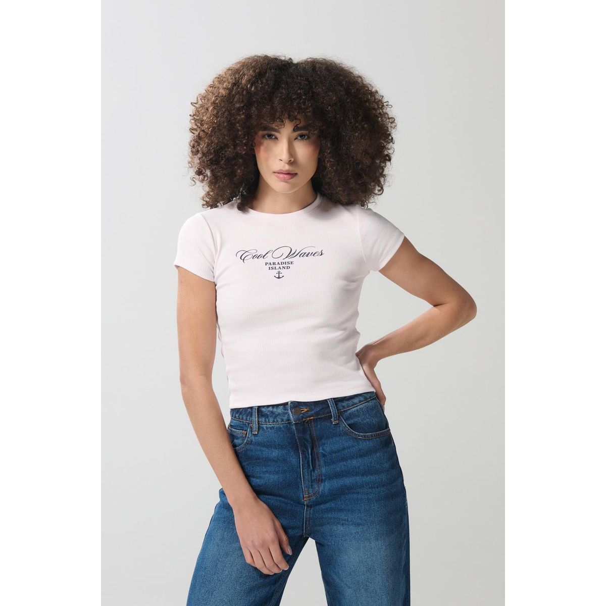 KOAJ - KOAJ Camiseta unicolor cuello redondo con texto en frente Mujer