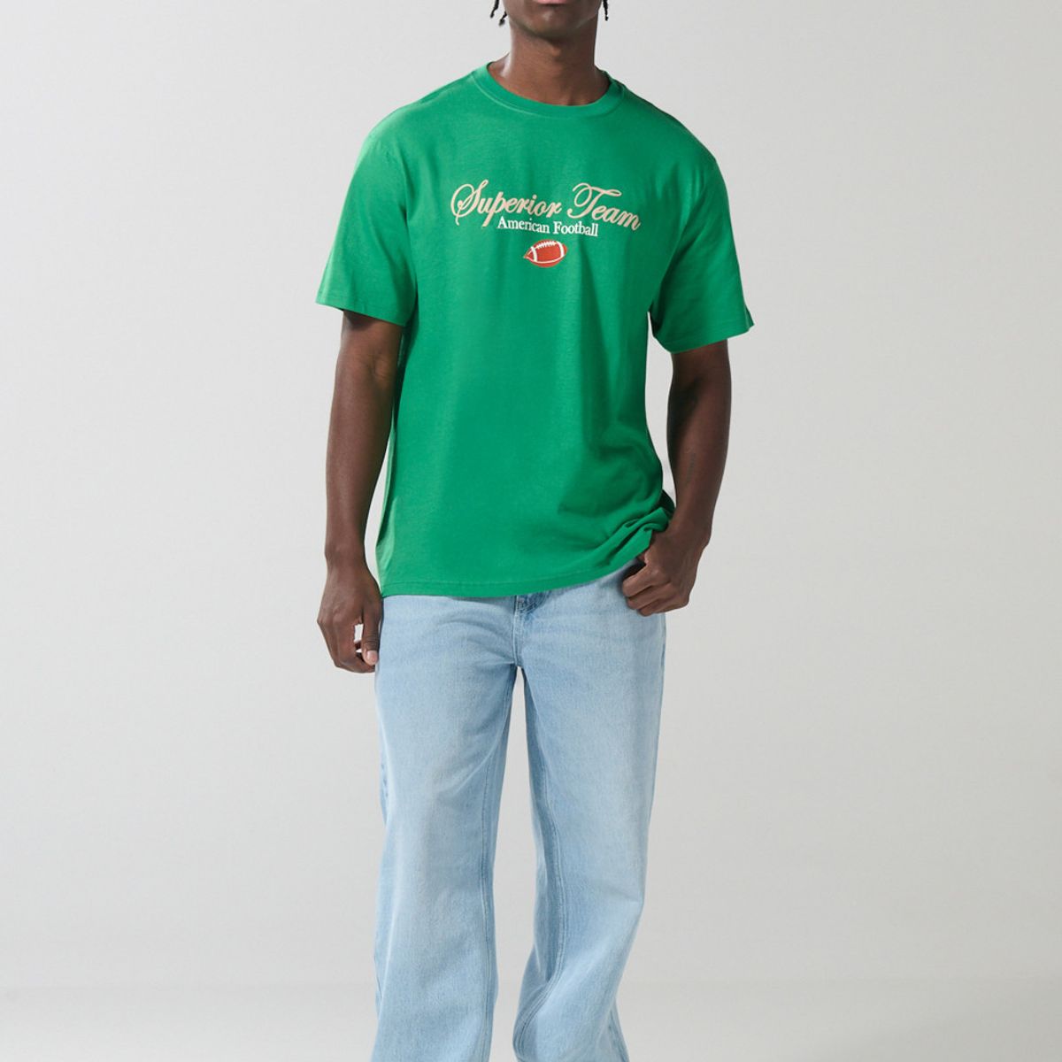 KOAJ - KOAJ Camiseta hombro rodado verde college con manga corta Hombre