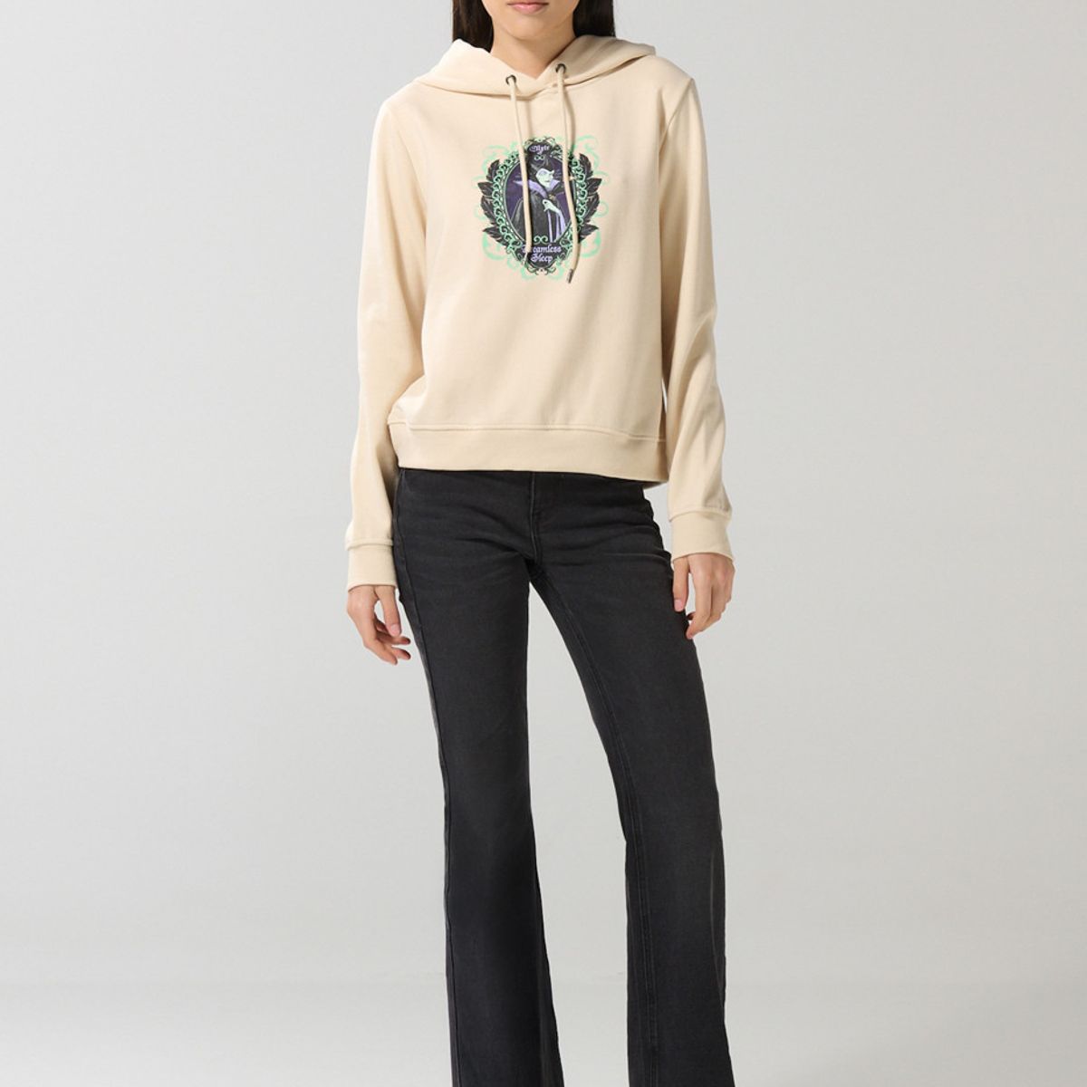 KOAJ - KOAJ Buzo kaki claro con capota y diseño de Maléfica en fren Mujer