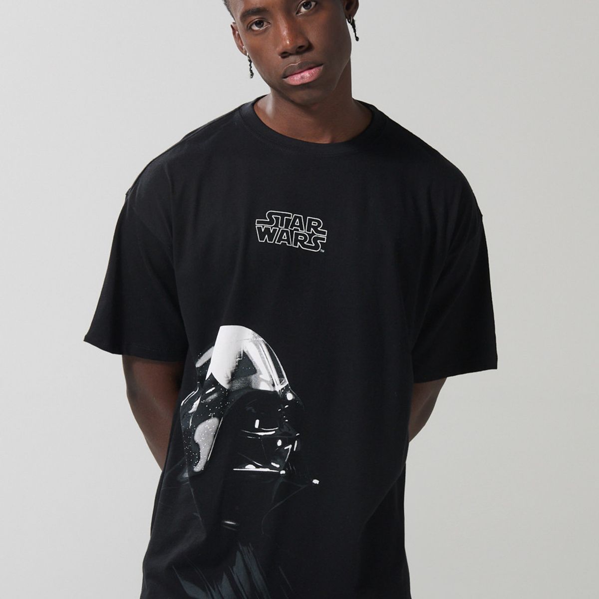 KOAJ - KOAJ Camiseta negra oversize manga corta con arte de Star Wa Hombre