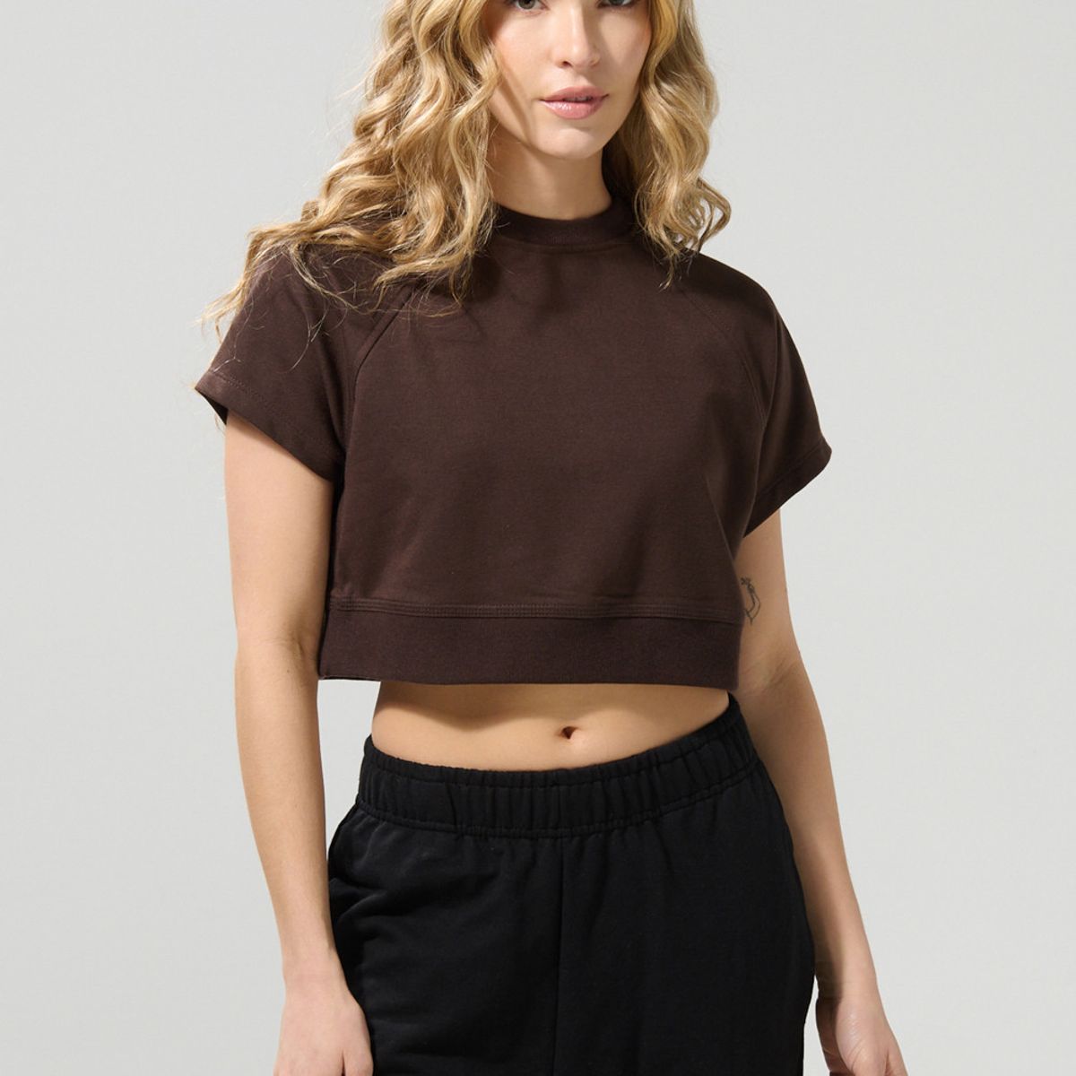 KOAJ - KOAJ Camiseta unicolor cuello redondo silueta cajón. Mujer