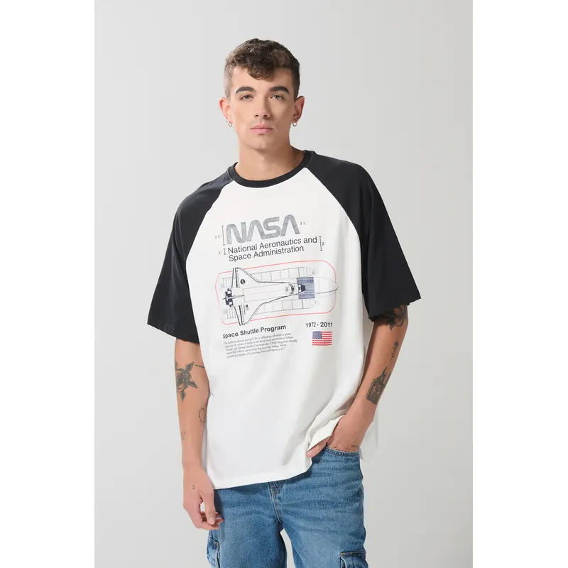 KOAJ - KOAJ Camiseta de NASA crema clara con manga ranglan corta Hombre