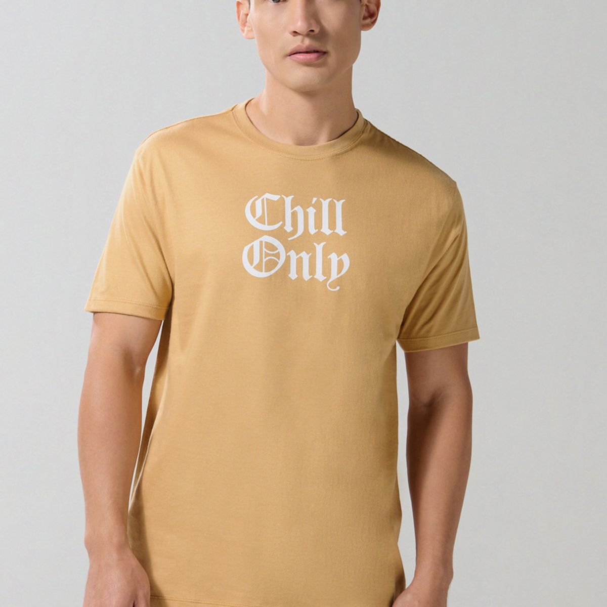 KOAJ - KOAJ Camiseta cuello redondo unicolor con texto en frente Hombre